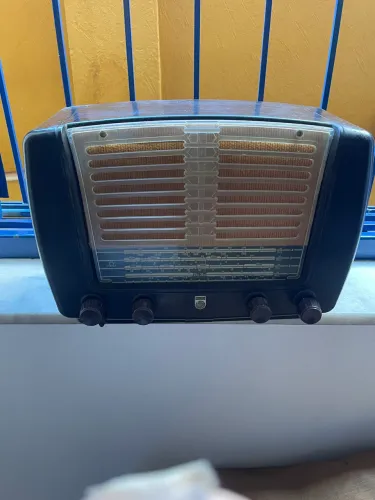 Rádio Philips valvulado