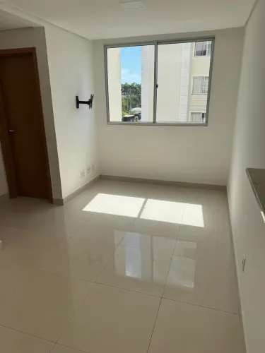 Alugo apartamento 2 quartos c/ armário Bairro Cabral