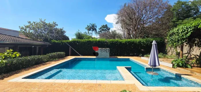 Chácara térrea alto padrão no condomínio Village Bandeirantes I, em Jardinópolis - Imobili