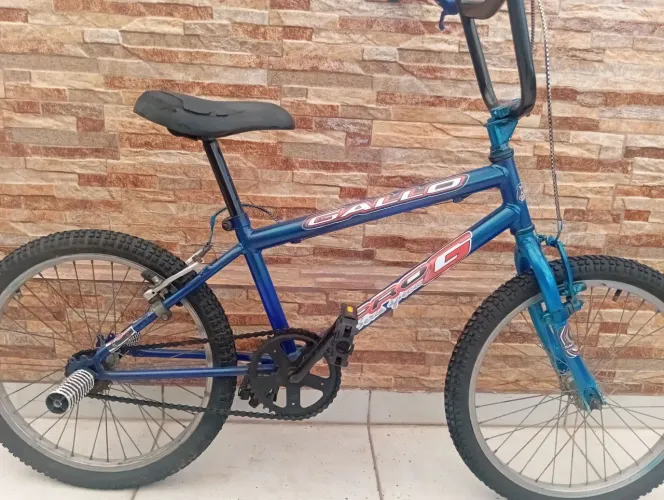 Bicicleta aro 20 menino Cross