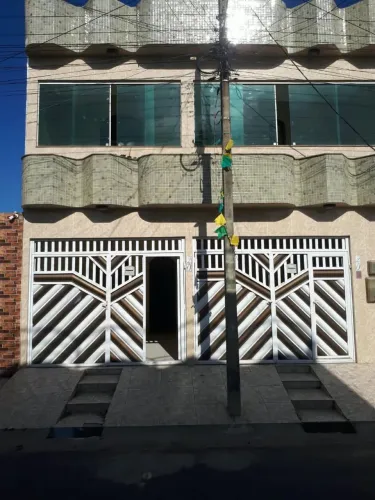 Alugo Excelente casa térrea no Conjunto Marcos Freire II