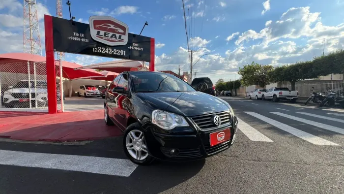 Volkswagen Polo Sedan 1.6 MI Total Flex 8V 4P 2011