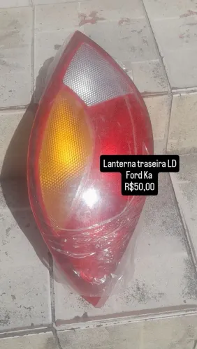 Lanterna traseira do Ford ka LD
