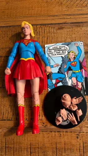 Supergirl 1st Appareance Dc Multiverse Mcfarlane !!