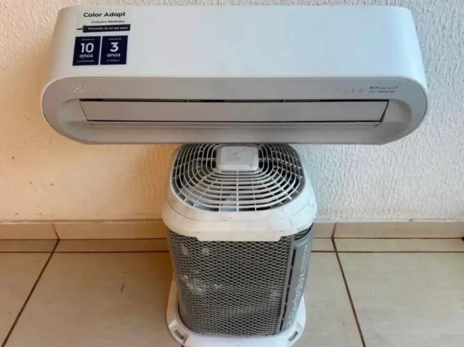 Ar condicionado 12 mil Btus inverter Wi-Fi