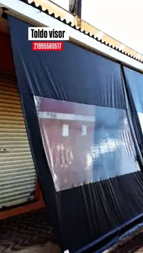 Toldo para loja. Comércio.