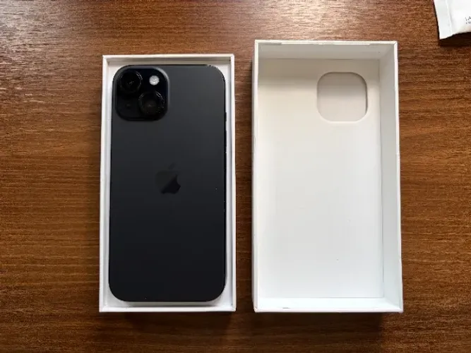 Apple iPhone 15 128GB Preto - de 128GB - Preto - Excelente Condição