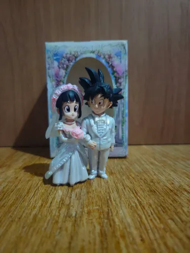 Action figure goku e chichi dragon ball