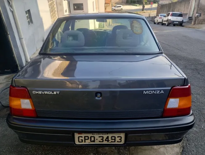 Chevrolet Monza Classic SE 2.0 /mpfi E EFI 2P E 4P 1993