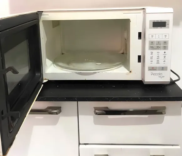 Micro-ondas usado em bom estado