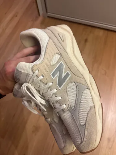 New Balance X90