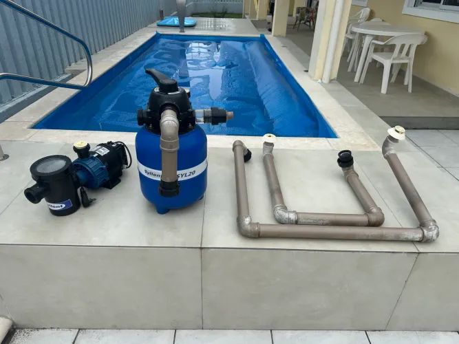 Conjunto Syllent motobomba para piscina 1/4cv mais filtro SYL20