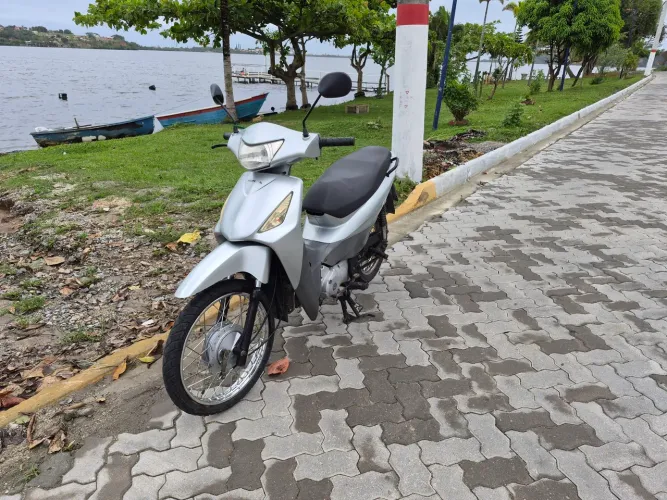 Vendo biz ES partida elétrica