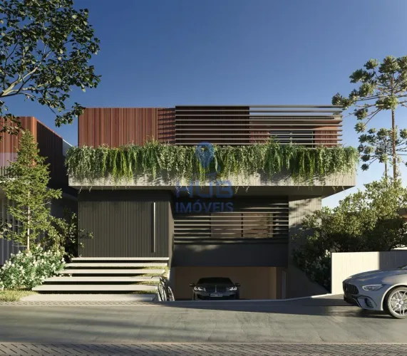 Casa 4 Dormitórios para venda em Curitiba - PR