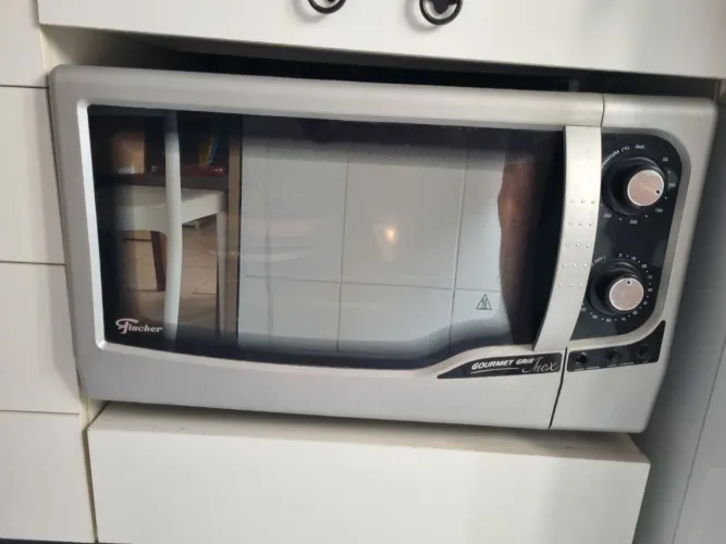 Forno elétrico fischer praticamente sem uso