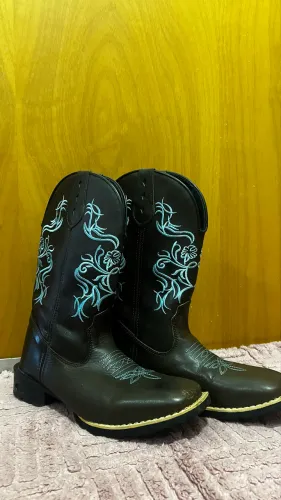 BOTA TEXANA FEMININA - COURO