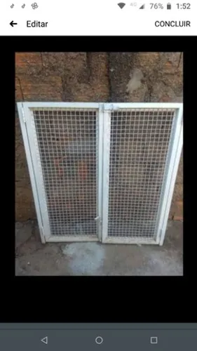 Vendo um portão de corredor