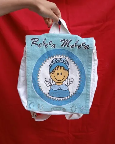 Bolsa/Mochila infantil de $140 Por $89! LIMPA ESTOQUE!