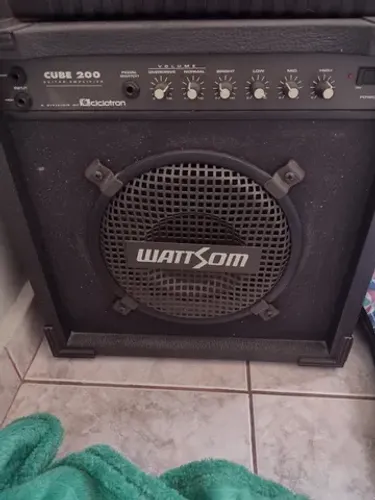 Amplificador Wattsom