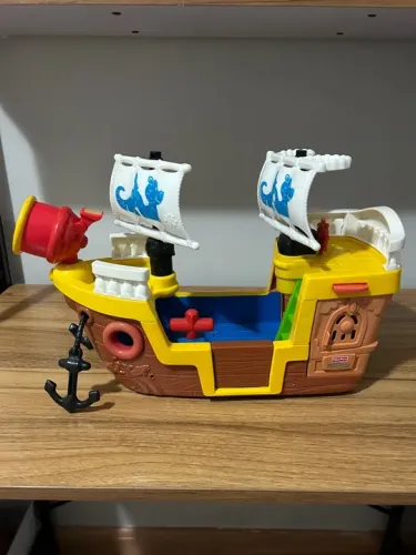 Barco Pirata Fisher Price