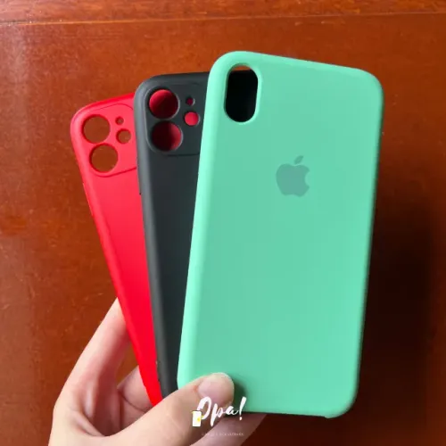 Capinha Iphone 11 / XR - Lisa Preta, Vermelha e Verde