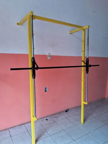 Suporte de Treinamento agachamento guiado