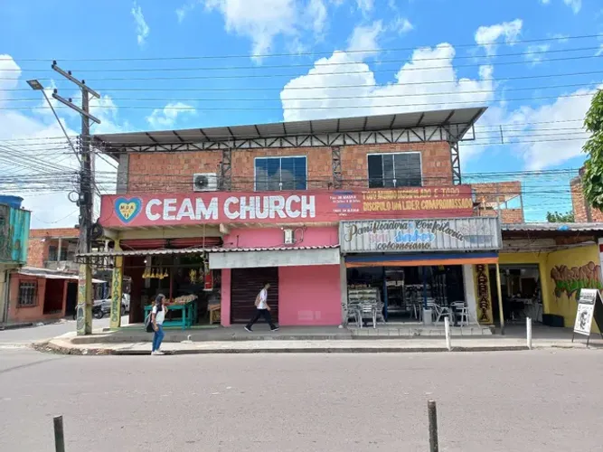 Ponto Comercial, Vendo, no Tancredo Neves.