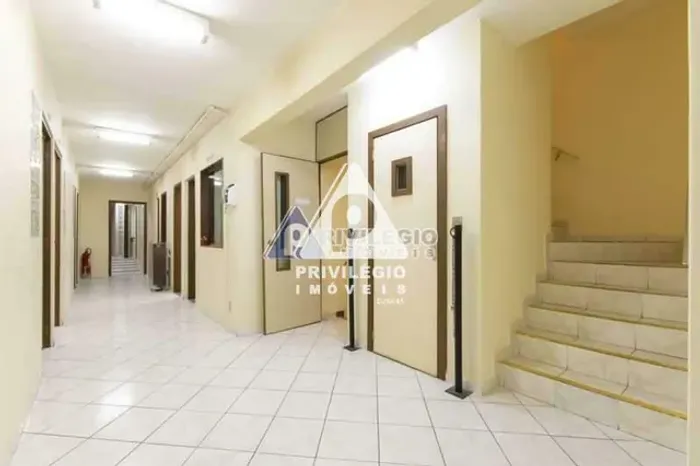 Privilégio Imóveis vende: Excelente Edifício Comercial em Botafogo