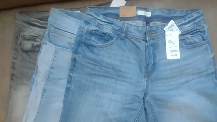 3 Bermudas Jeans Kiabi Masculino Tamanho P (S, 164 a 176 cm, 16 anos) Novas com etiqueta