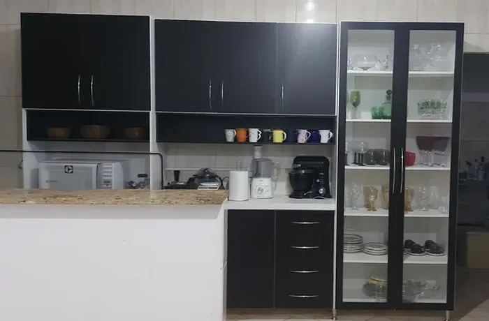 Armario para cozinha, sem nenhum defeito, feito sob medida. L326cm x A220cm x P45cm.