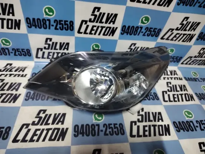 farol esquerdo agile  mascara negra do ano  2009 2010 2011 2012 2013 2014 novo importado 