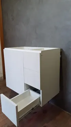 Vendo Armario de Banheiro Novo em MDF