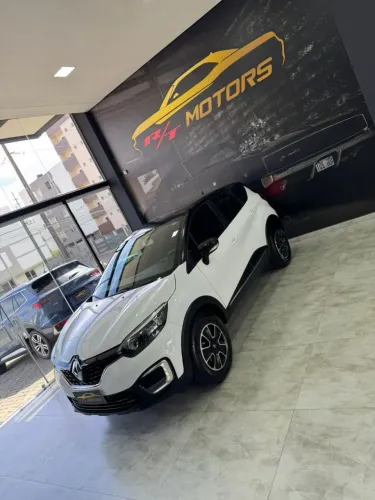 Captur Life 1.6 AT 2019+ Baixíssima km+Excelente estado 
