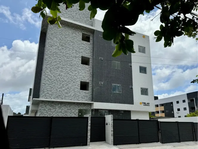 Apto em Mangabeira (Lançamento)