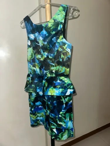 Vestido Zinzane vestido peplum