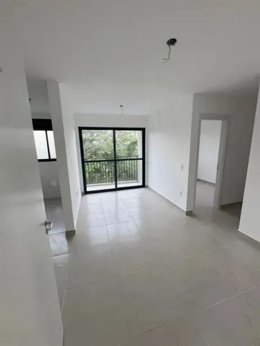 Apartamento de 2 quartos com lazer no Recreio dos Badeirantes