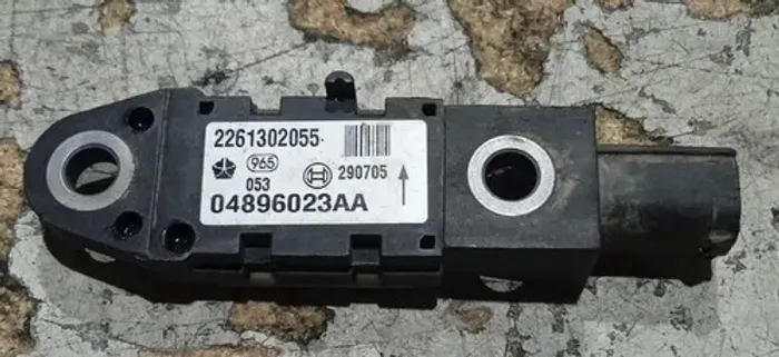 Sensor Impacto Airbag Gran Caravan 2003 - 2008 / 04896023aa