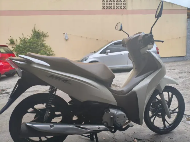 Honda Biz Mais única dona.