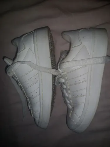 Tênis Adidas tamanho 34 feminino usado
