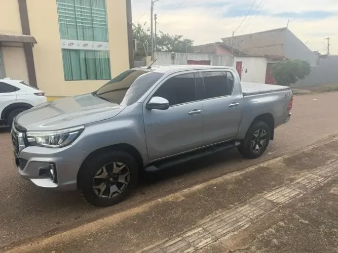 Toyota Hilux CD SRX 4X4 2.8 TDI 16V Diesel Aut. 2019
