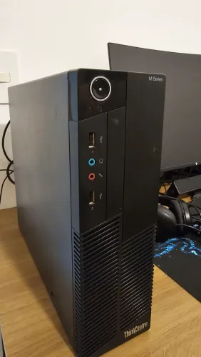 Computador Lenovo ThinkCentre I5 8GB 240GB SSD