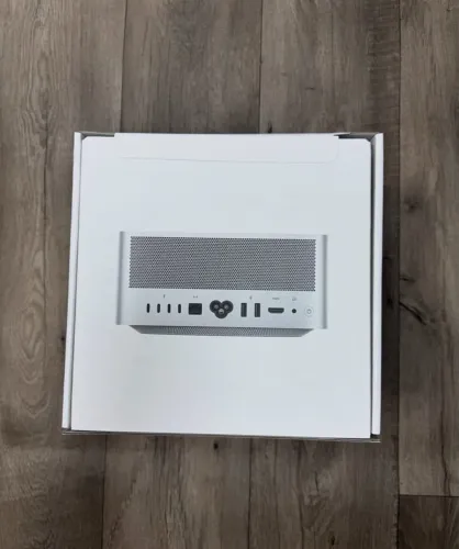 Mac Studio M4 Max 2025