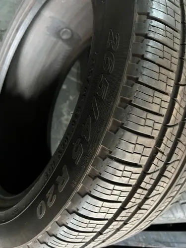 Pneu 265/45/20 Pirelli