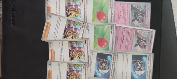 Lote pokémon tcg 10 cartas