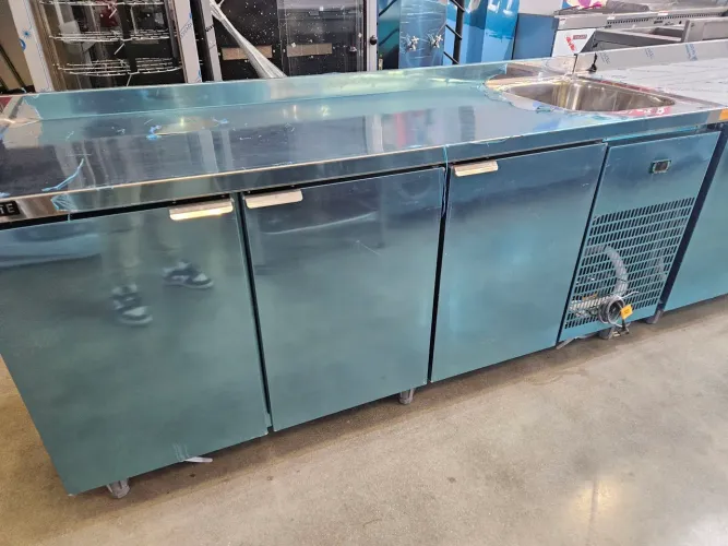 bancada refrigerada 2m de inox com cuba a direita 
