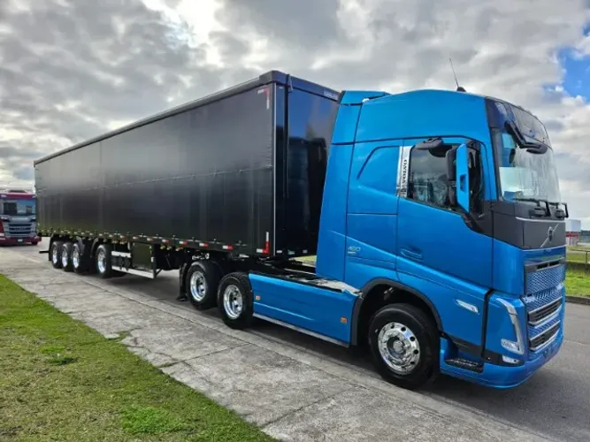 Volvo FH 460 6x2 Globetrotter Ano 25 0km + Sider 4 Eixo Librelato ano 25 0km 30plts