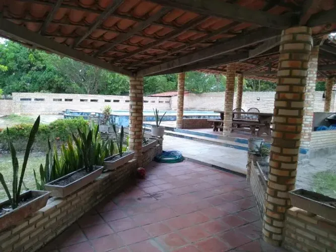 O Sitio em Pindoretama tem 6000 m²