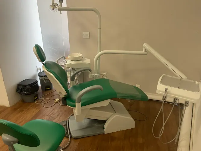 Cadeira Odontológica Dabi + Mocho Original 