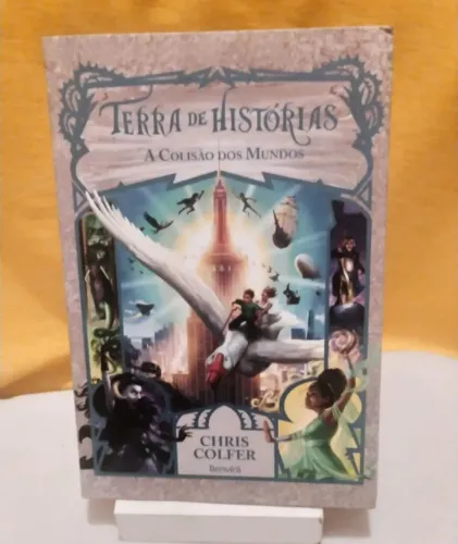 Terra de Histórias - A colisão dos mundos - Chris Colfer.