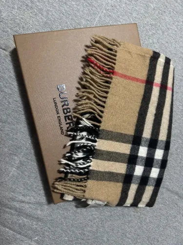 Cachecol Burberry de cashmere Vintage Check